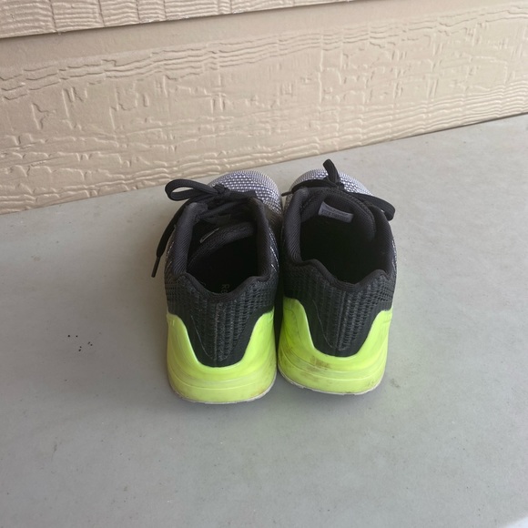 *SOLD*Reebok CrossFit shoes - Picture 4 of 5